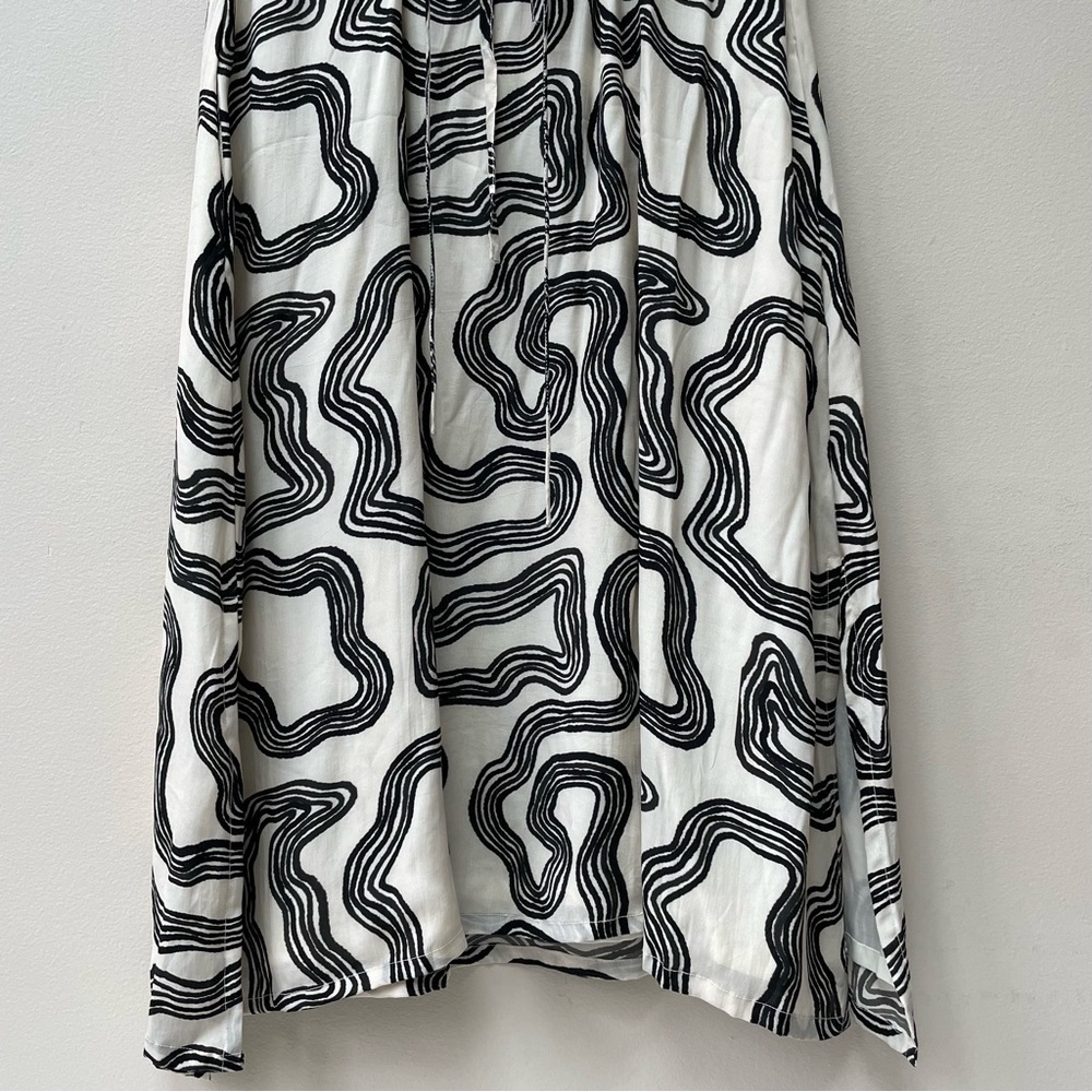 NWT Reistor Deep V-neck Gathered Dress in Geometric Black Stripes Bemberg Size S - Picture 5 of 14